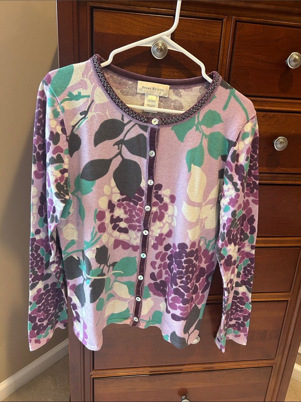 Susan Bristol Lavender&Purple Floral Cardigan,sz large, velvet trim near buttons